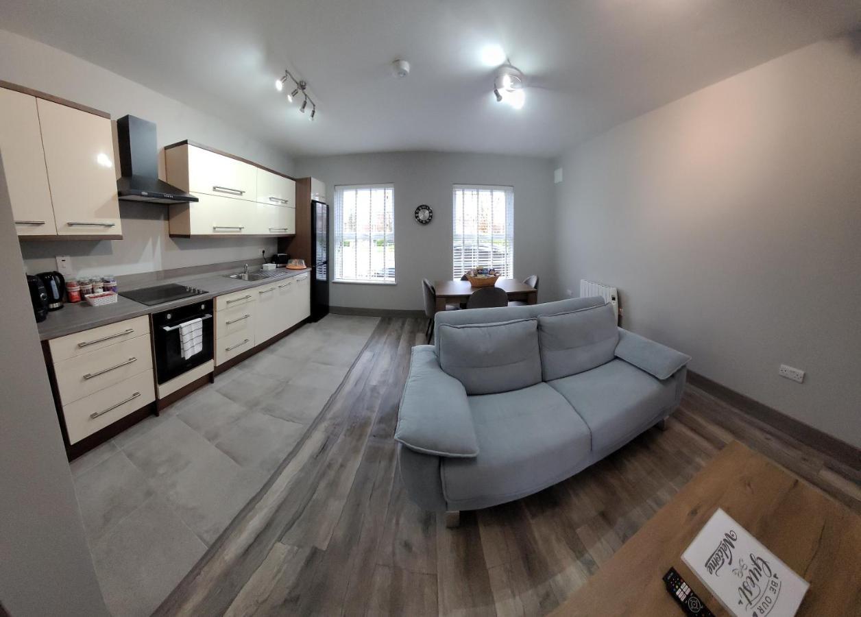 Horseleap Bnb Moate Buitenkant foto